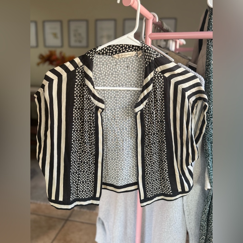 Soft Surroundings Black and Cream Patterned Cardigan
